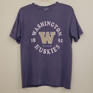 Washington Huskies Purple Washed Out Look Short Sleeve T-Shirt Mens M